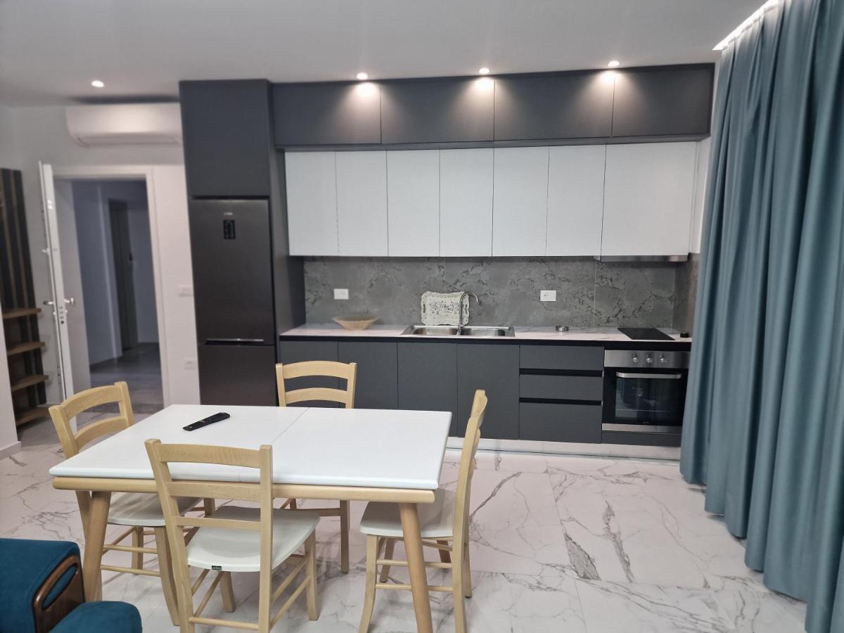 Joanna Suites Sarande Exterior photo