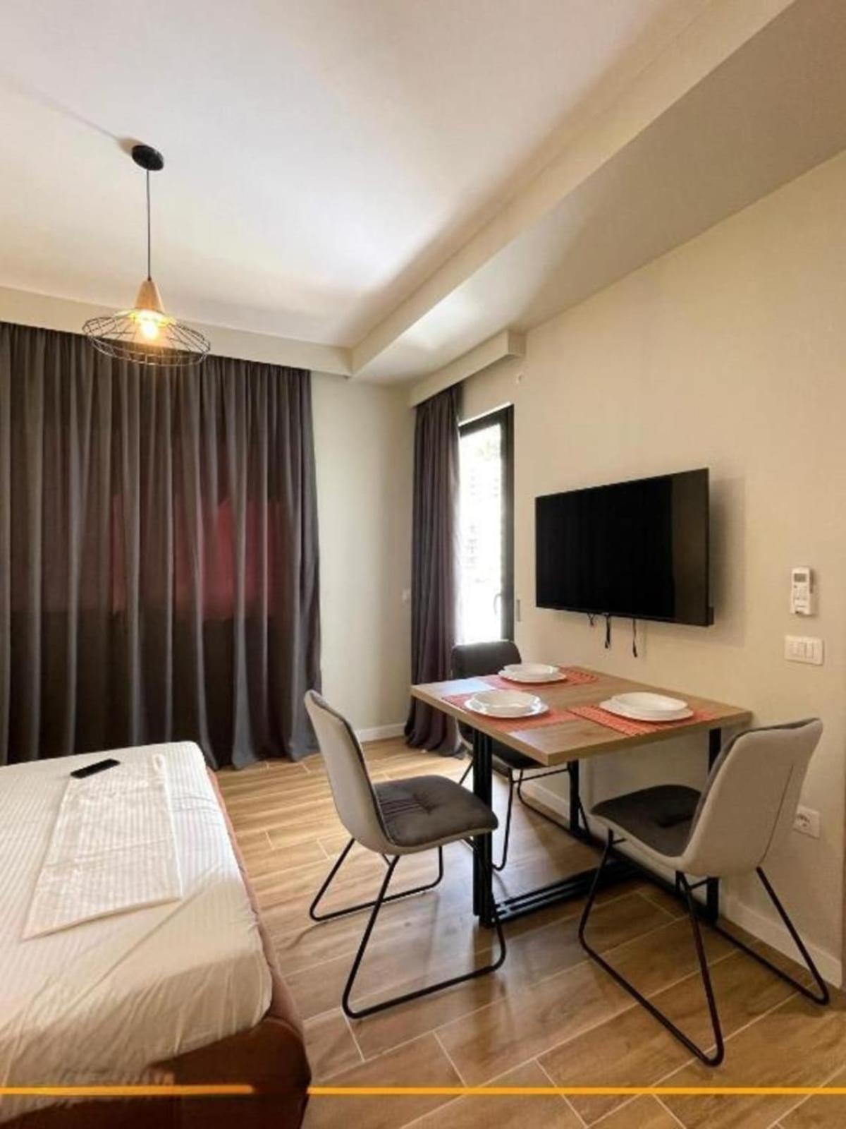 Joanna Suites Sarande Exterior photo